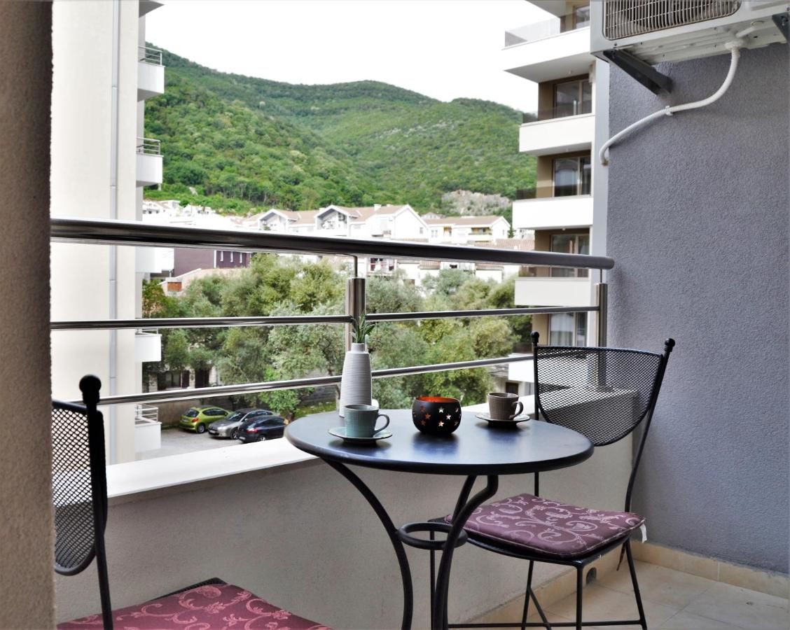Апартаменты Yeshill Apartments Будва-6