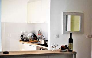 Апартаменты Yeshill Apartments Будва Номер-студио с балконом-4